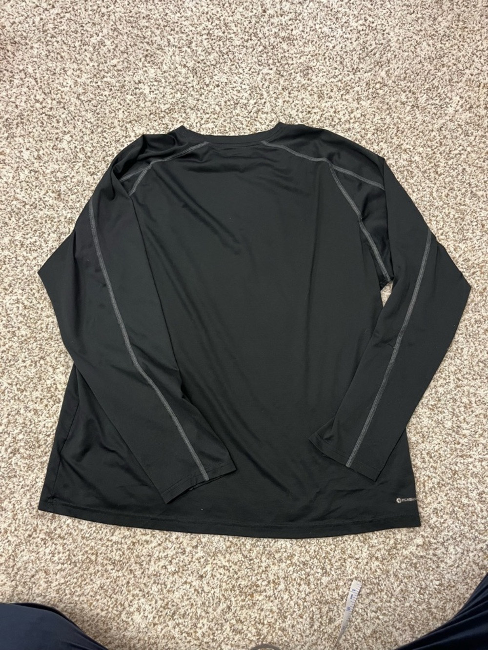 The North Face Black Long Sleeve with Reflective Logo - Picture 2 of 5